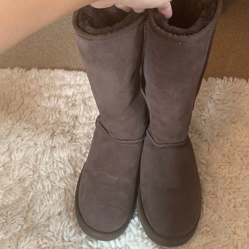 Dark brown ugg boots